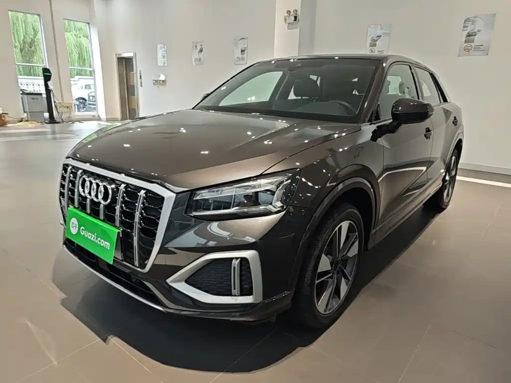 Audi Q2L — миниатюра 2