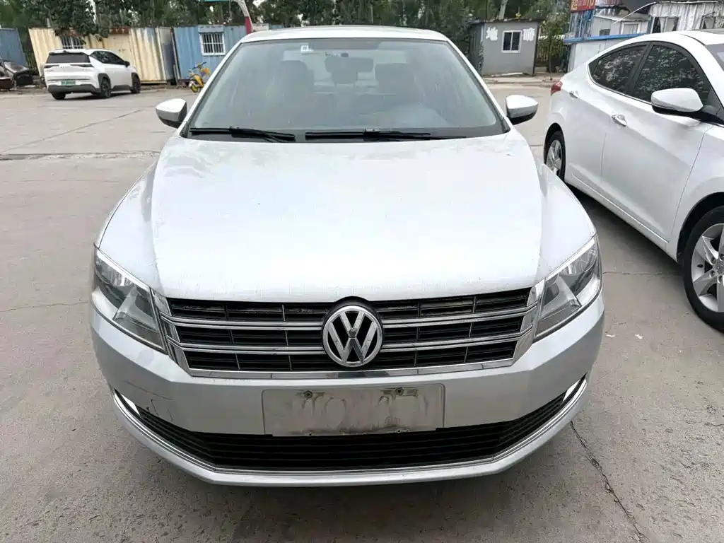 Volkswagen Lavida — миниатюра 2