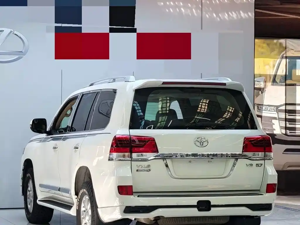 Toyota Land Cruiser — миниатюра 9