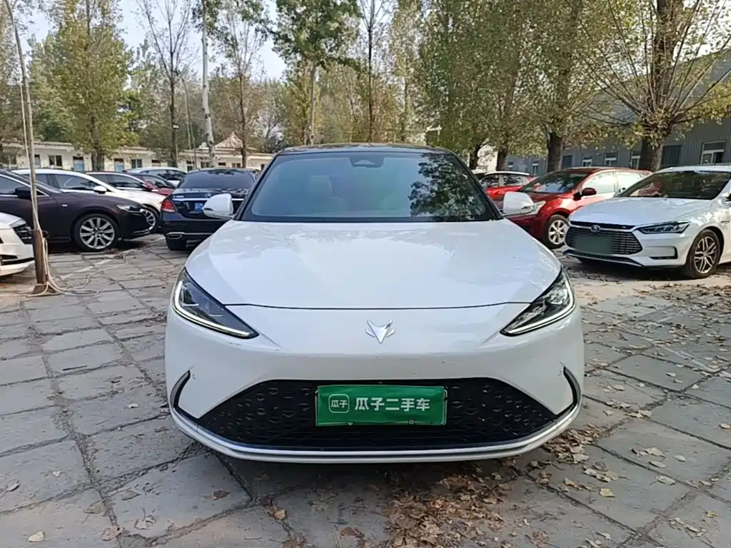ARCFOX Alpha S — миниатюра 3