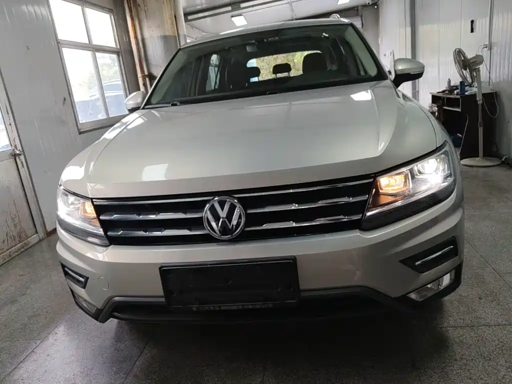 Volkswagen Tiguan L — миниатюра 3