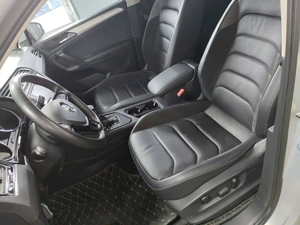 Volkswagen Tiguan L — миниатюра 15
