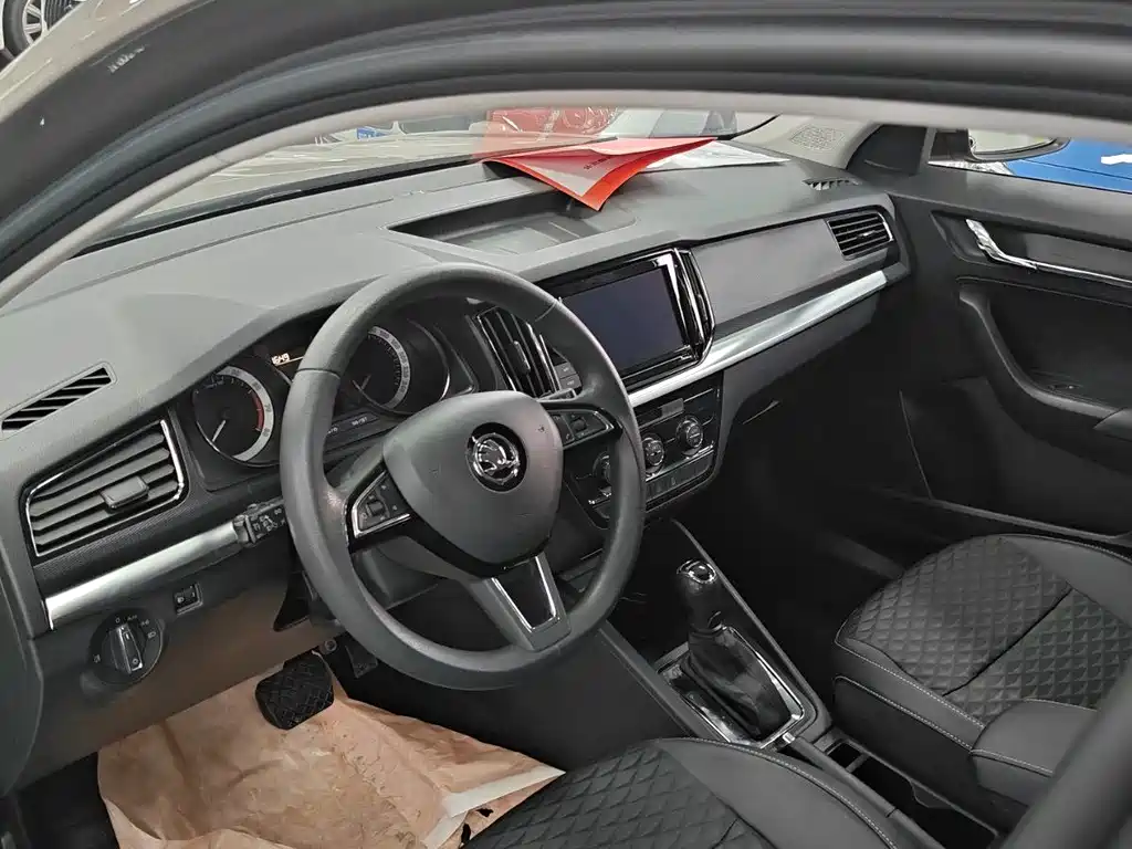 Skoda Kamiq — миниатюра 9