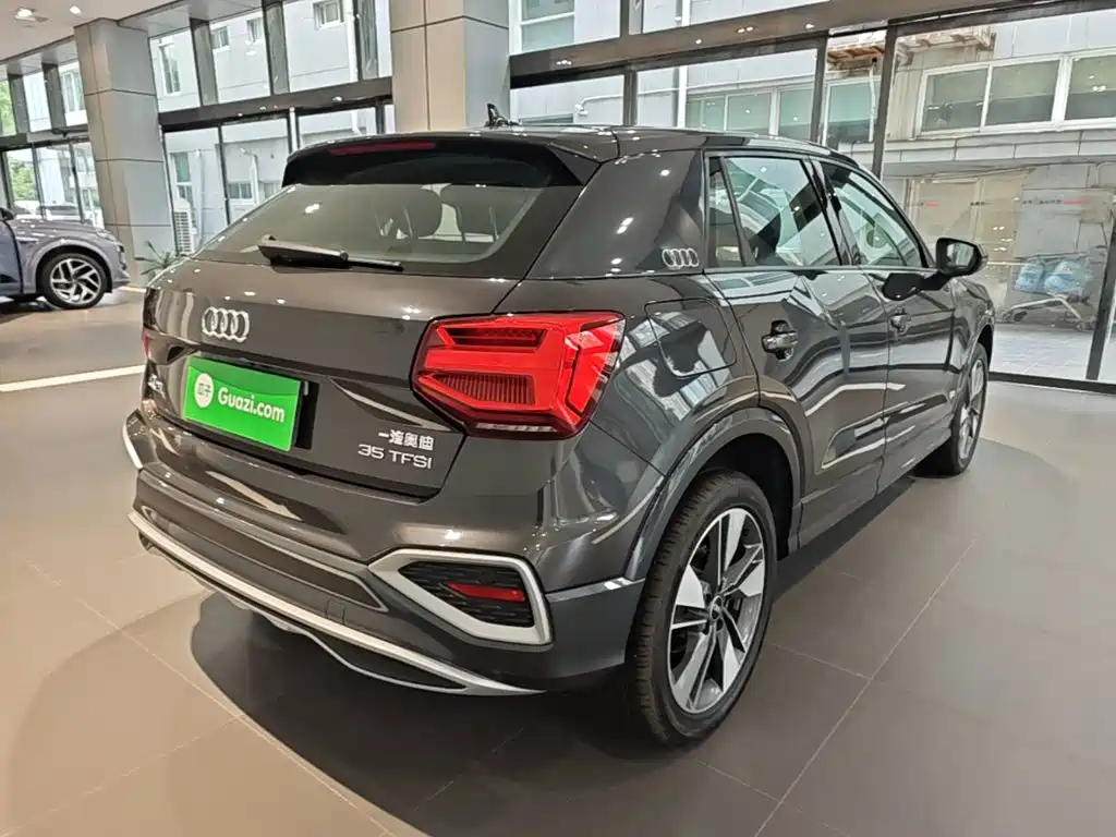 Audi Q2L — миниатюра 7
