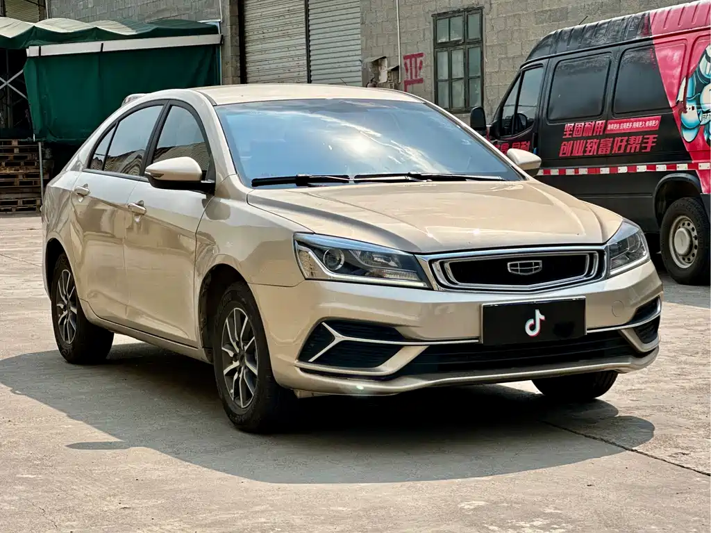 Geely Emgrand — миниатюра 3