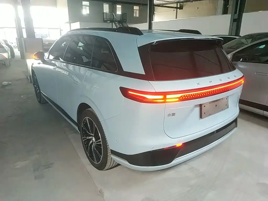 XPeng G9 — миниатюра 5