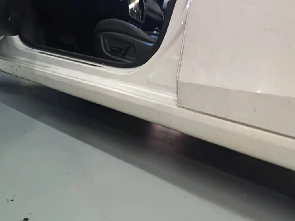 Roewe i6 New Energy — миниатюра 22
