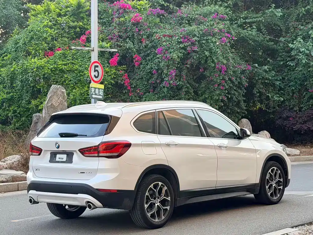 BMW X1 — миниатюра 4