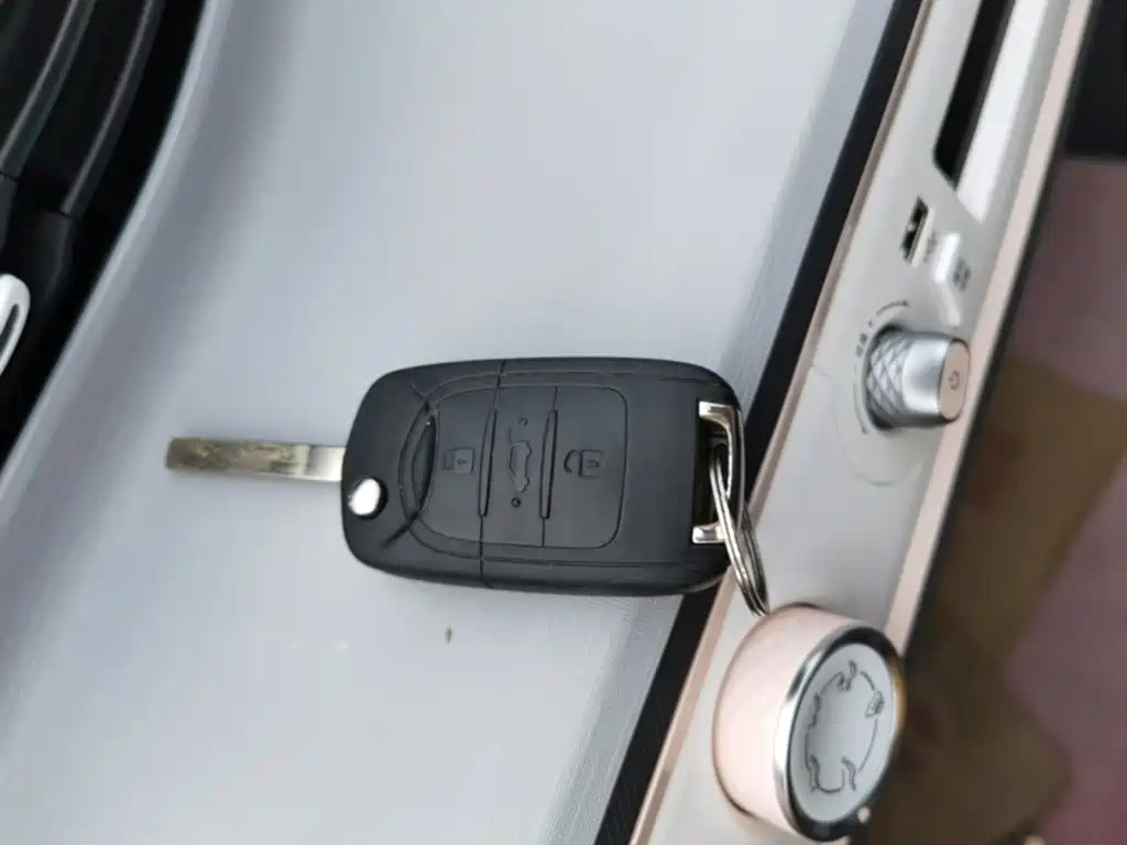 Wuling MINIEV — миниатюра 9