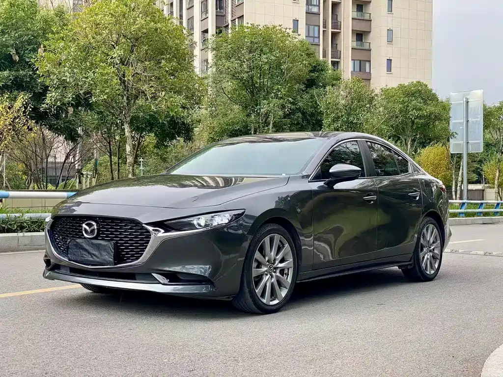 Mazda 3 Axela 2021