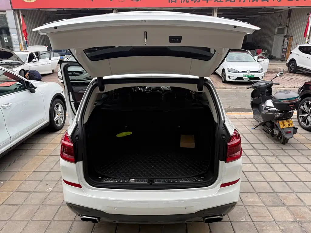 BMW X3 — миниатюра 11