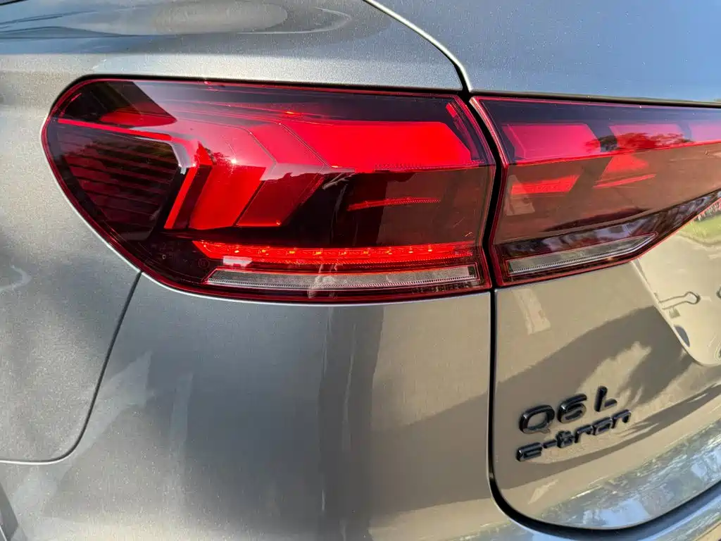Audi Q6L e-tron — миниатюра 29