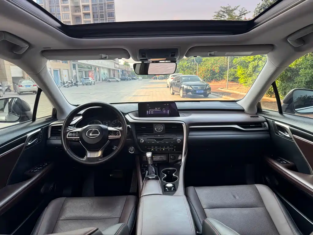 Lexus RX — миниатюра 12