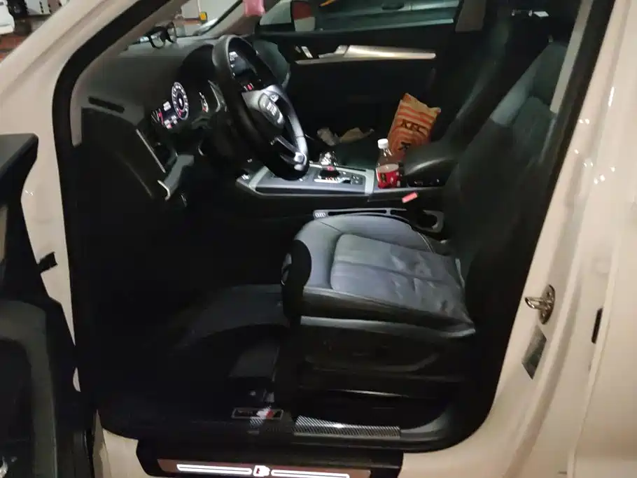 Audi Q5L — миниатюра 9