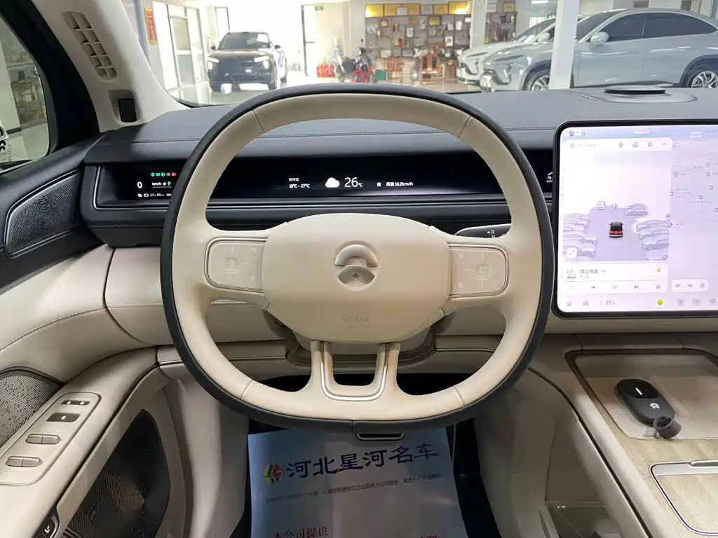 NIO ES8 — миниатюра 11
