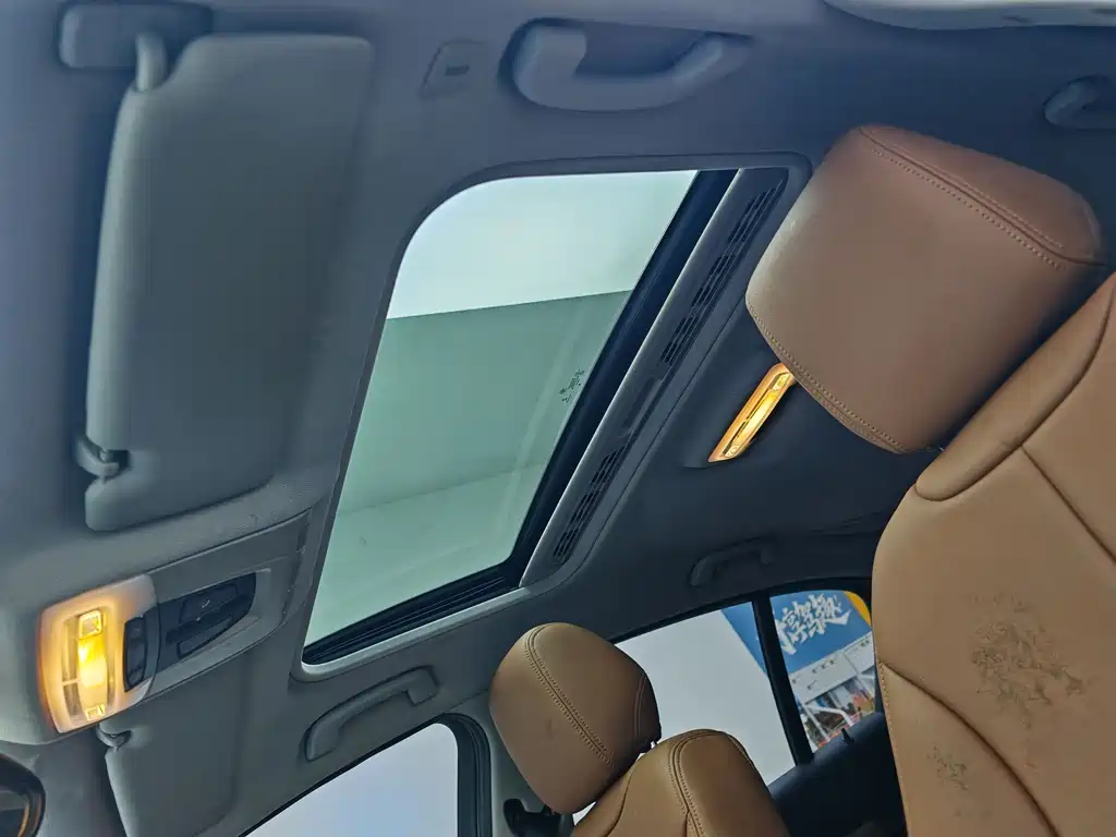 BMW 1 Series (Import) — миниатюра 18