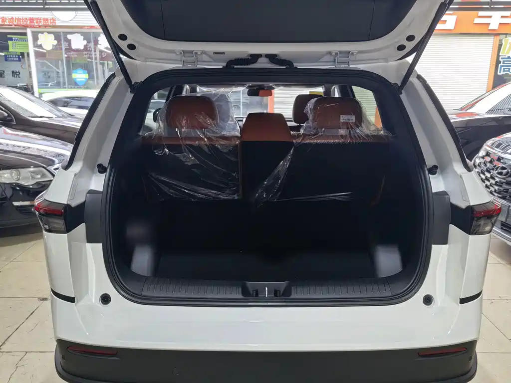 Toyota bZ3X — миниатюра 14