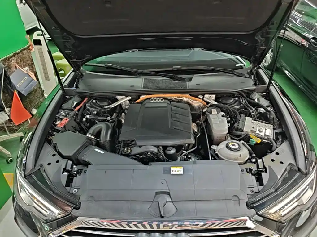 Audi A6L New Energy — миниатюра 20