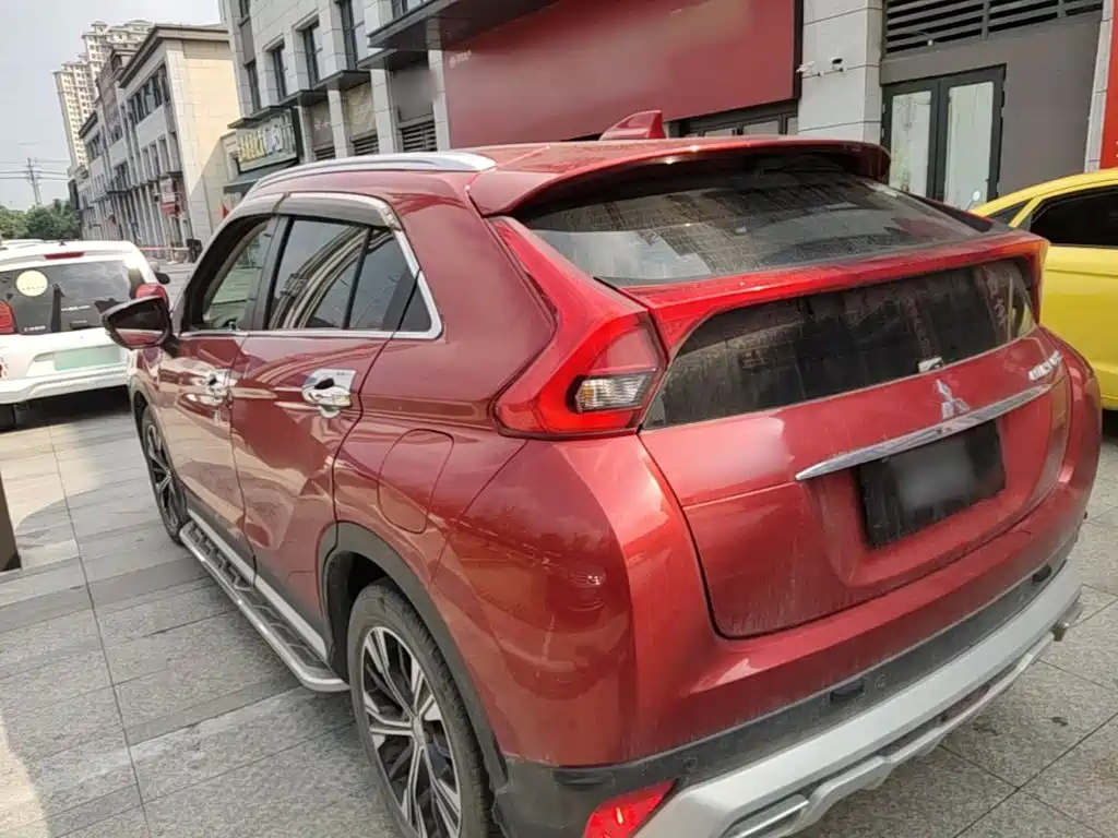 Mitsubishi Eclipse Cross — миниатюра 5