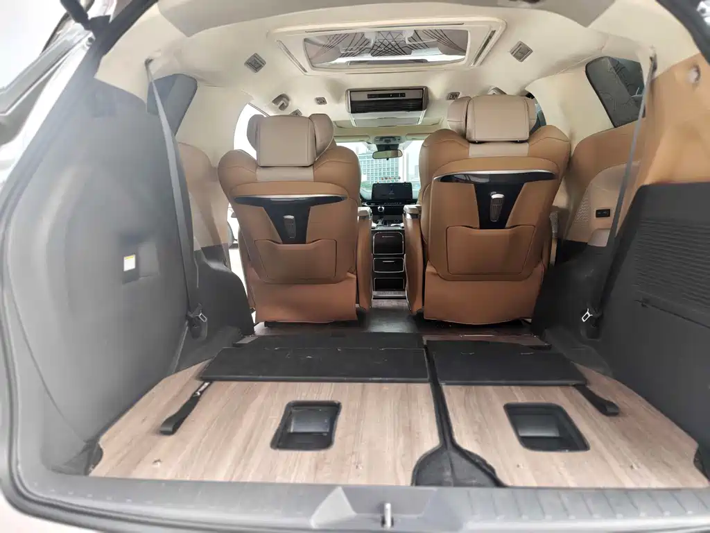 Toyota Sienna — миниатюра 9