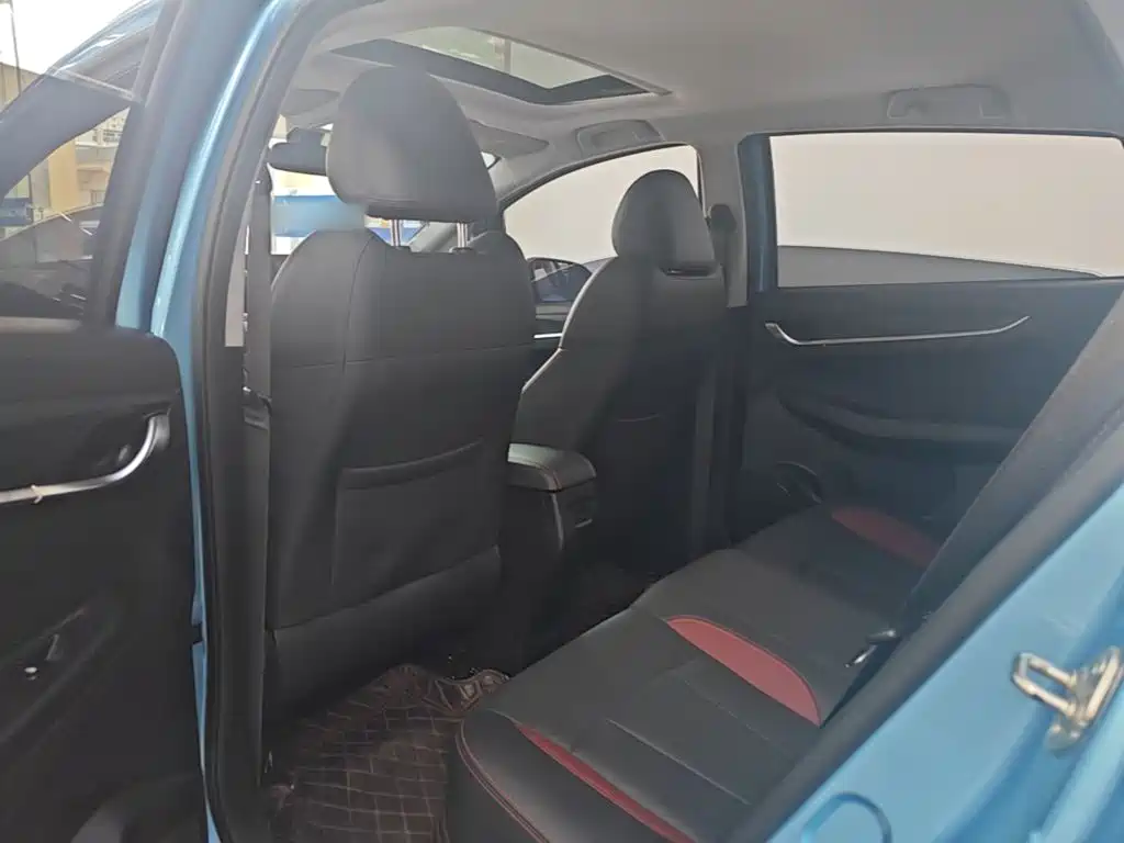 Geely Vision X3 — миниатюра 17