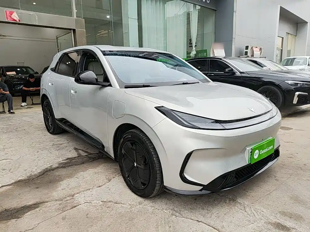 ARCFOX Beta T1 — миниатюра 4