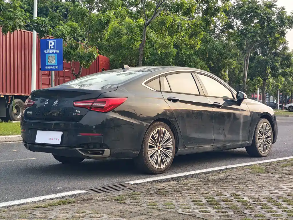 Hongqi Hongqi H5 — миниатюра 5