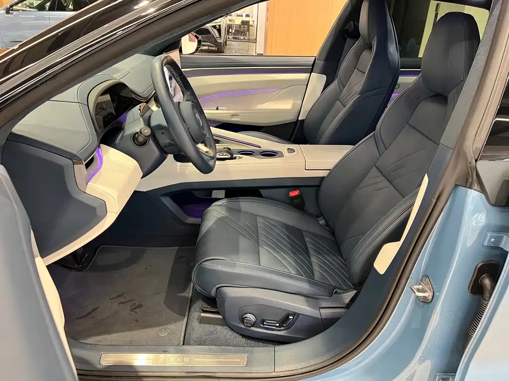 ZEEKR EXTREME KRYPTON 001