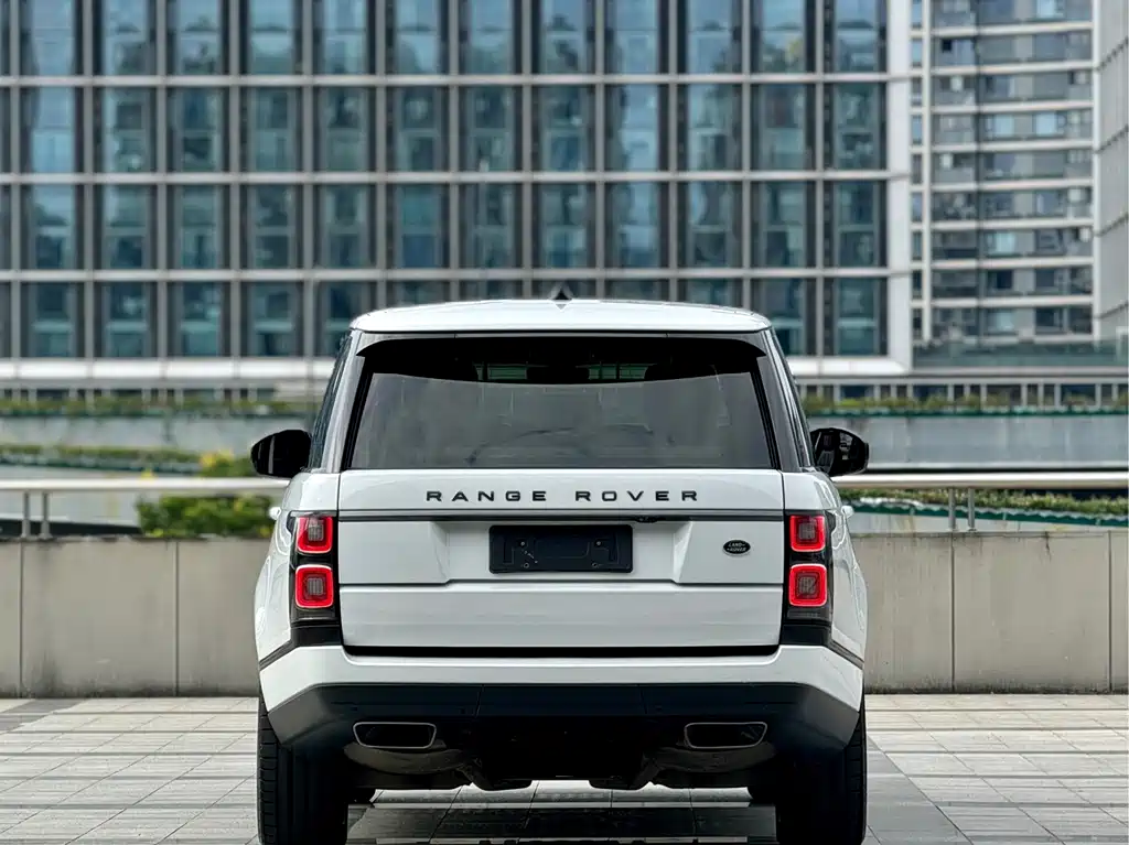 Land Rover Range Rover — миниатюра 4
