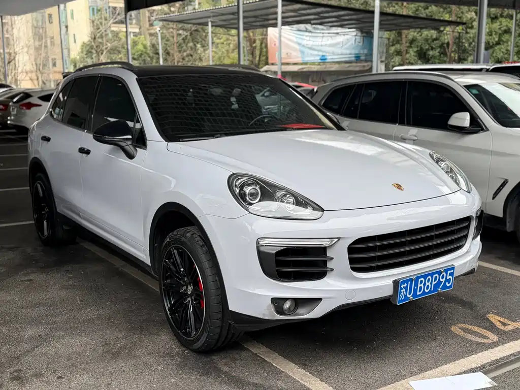 PORSCHE CAYENNE