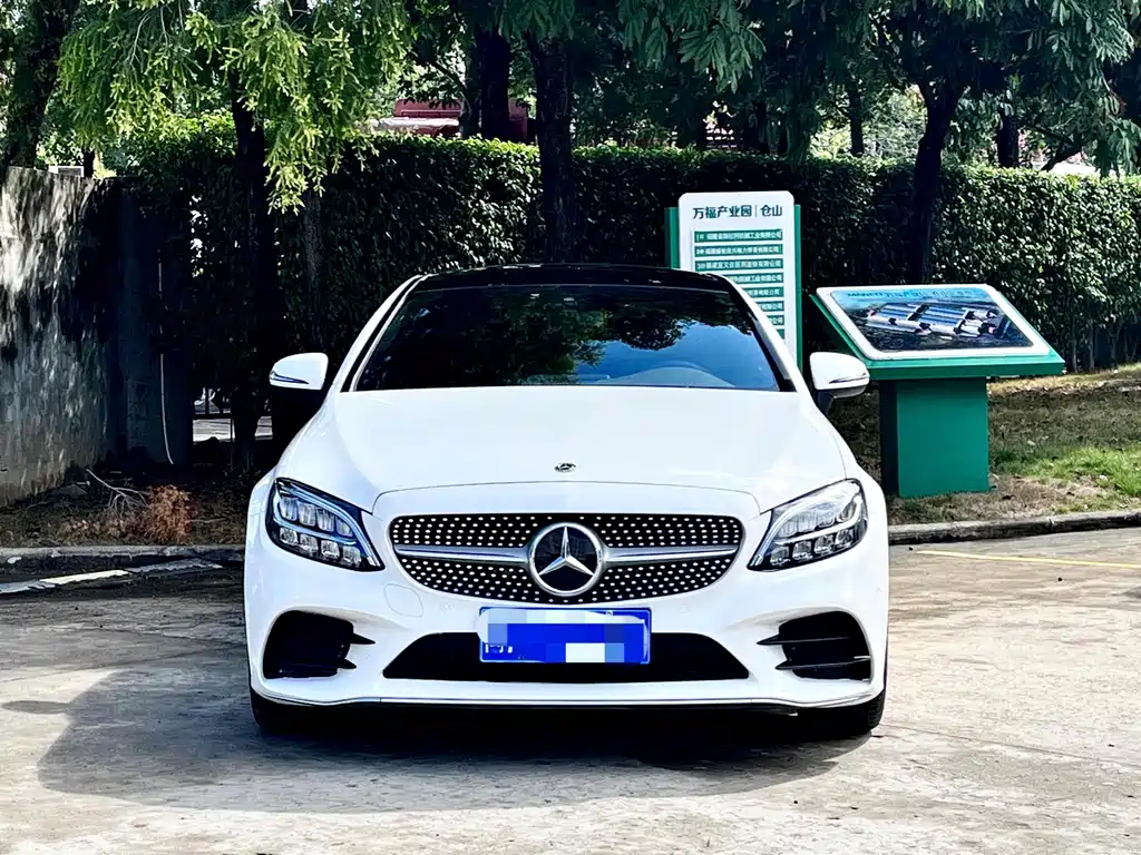 Mercedes-Benz C-Class (Import) — миниатюра 2