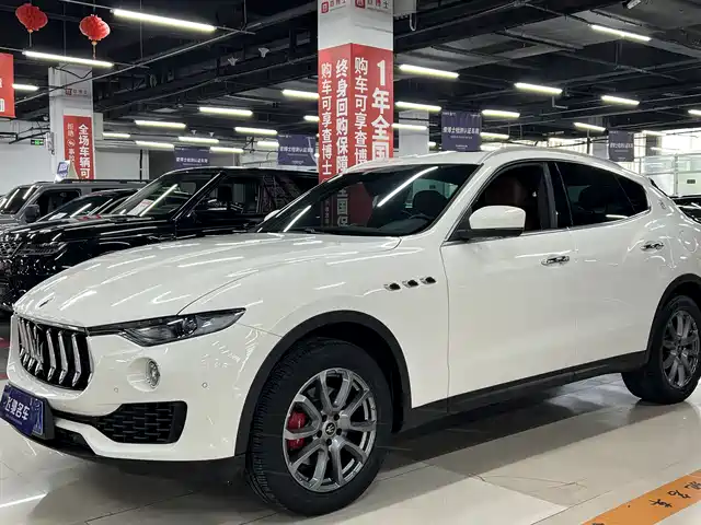 MASERATI LEVANTE