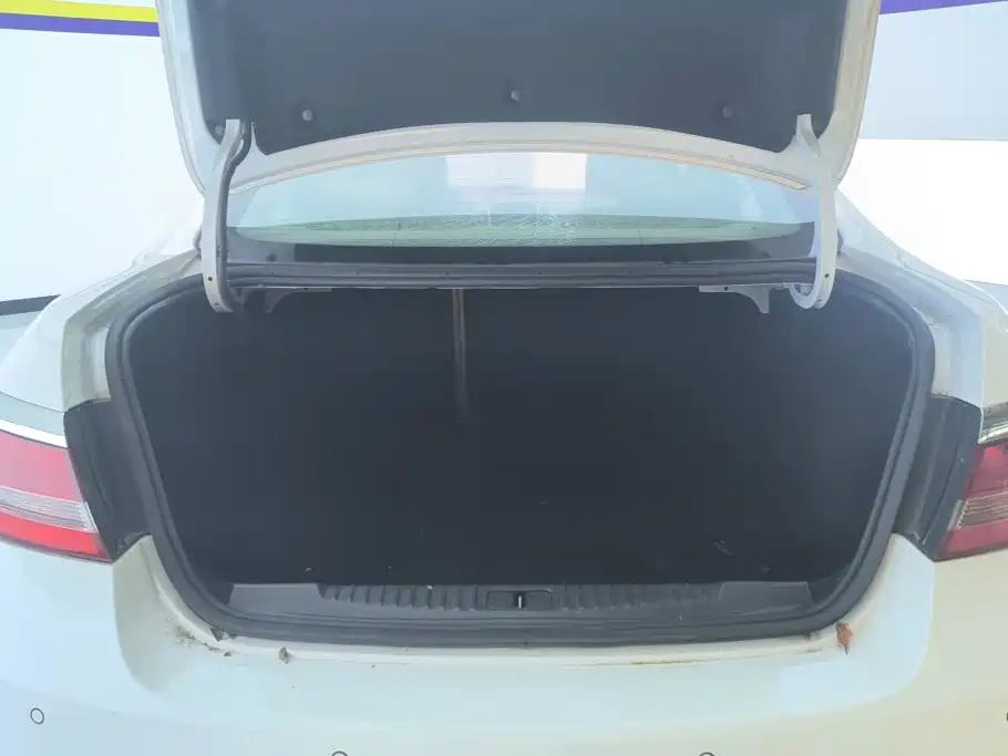 Buick Excelle — миниатюра 4