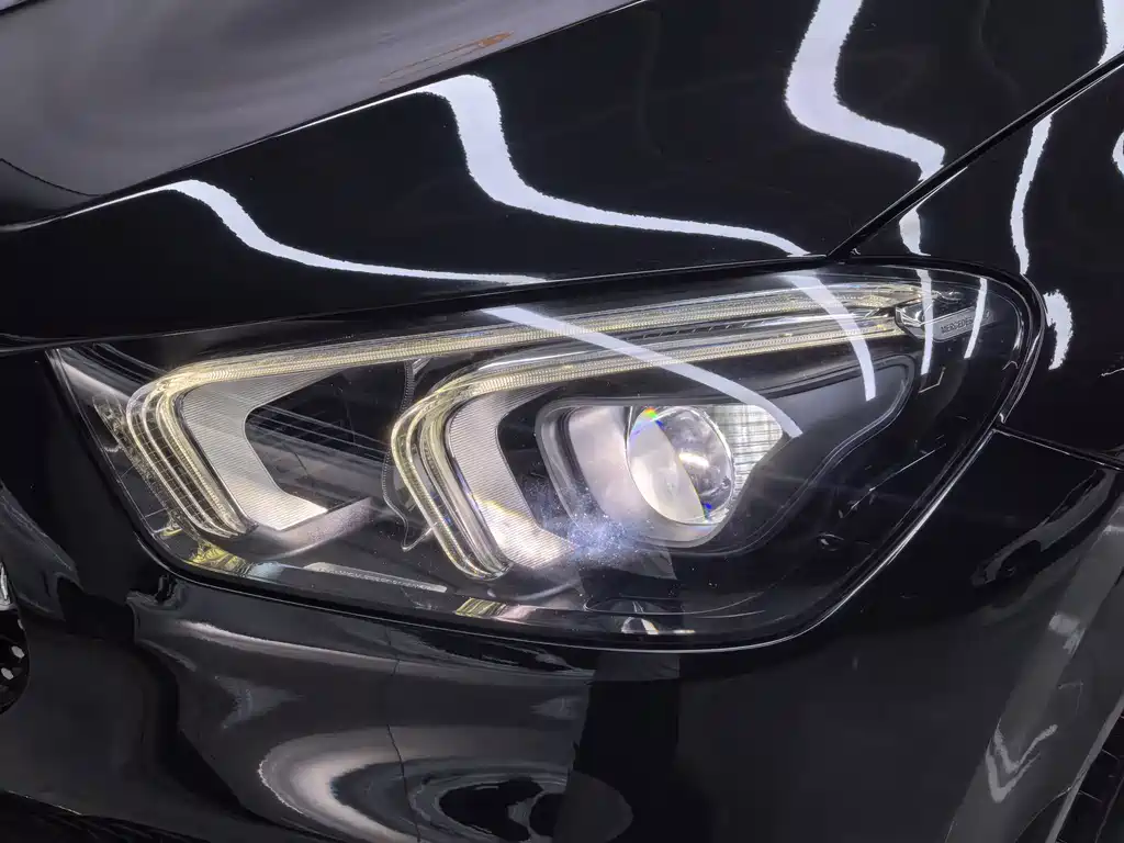 Mercedes-Benz GLE (Import) — миниатюра 33