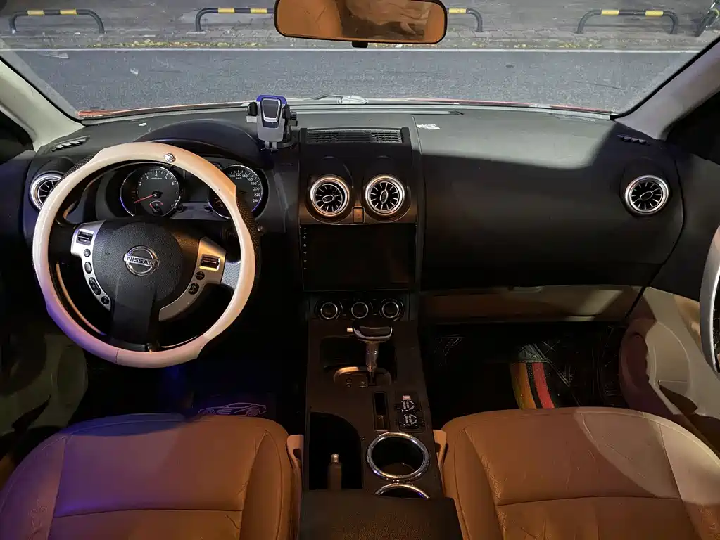 Nissan Qashqai — миниатюра 7
