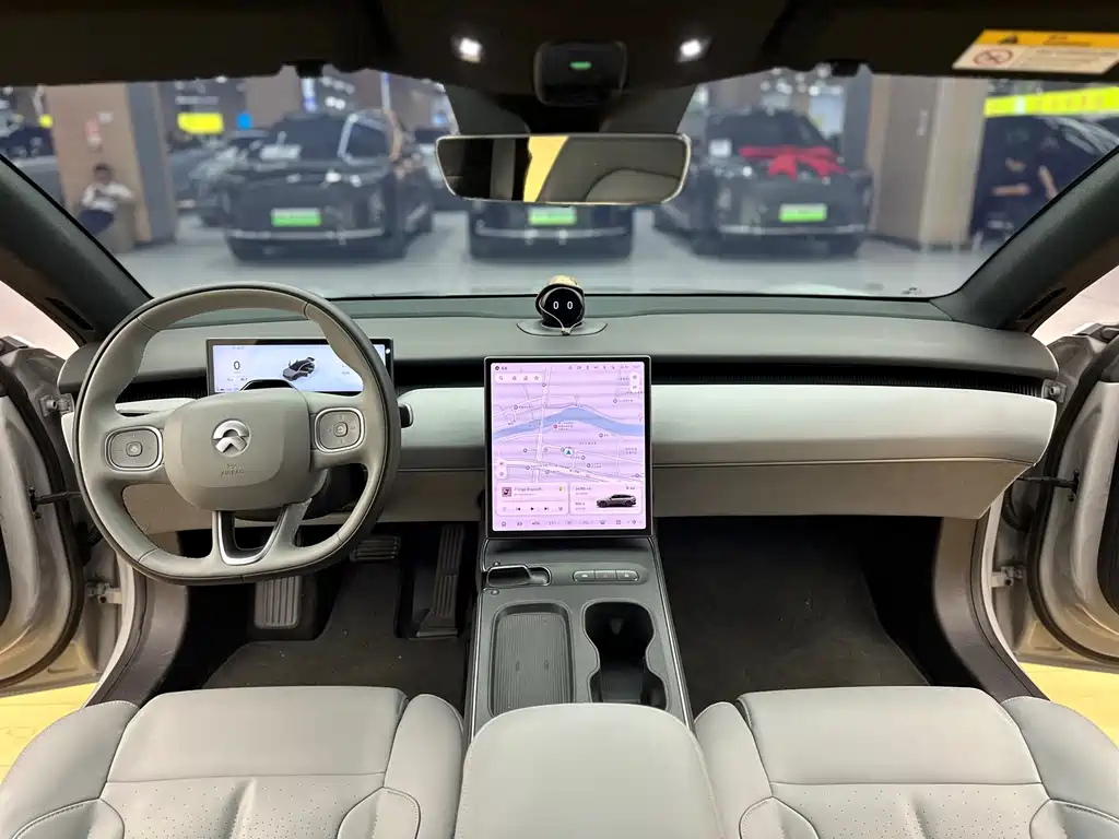 NIO ET5T — миниатюра 12