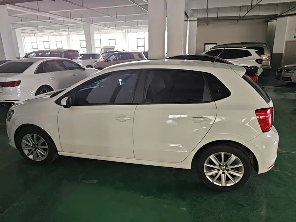 Volkswagen Polo — миниатюра 5