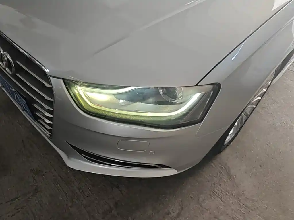 Audi A4L — миниатюра 24