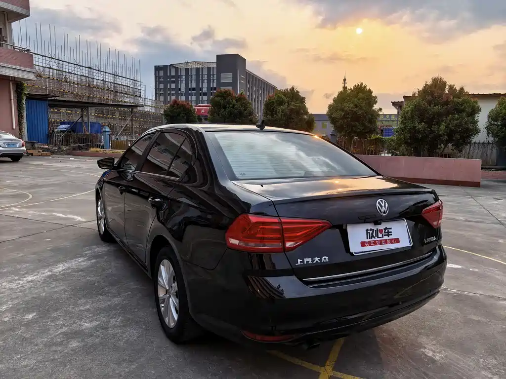 Volkswagen Lavida 2017 1.6L AT Comfort