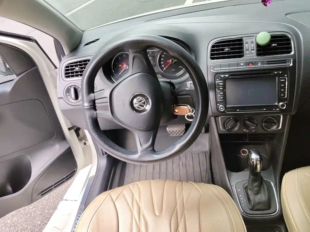 Volkswagen Polo — миниатюра 13
