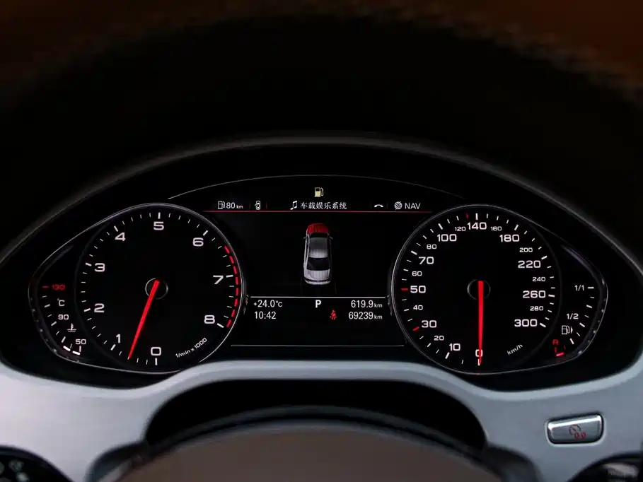 Audi A8 — миниатюра 6