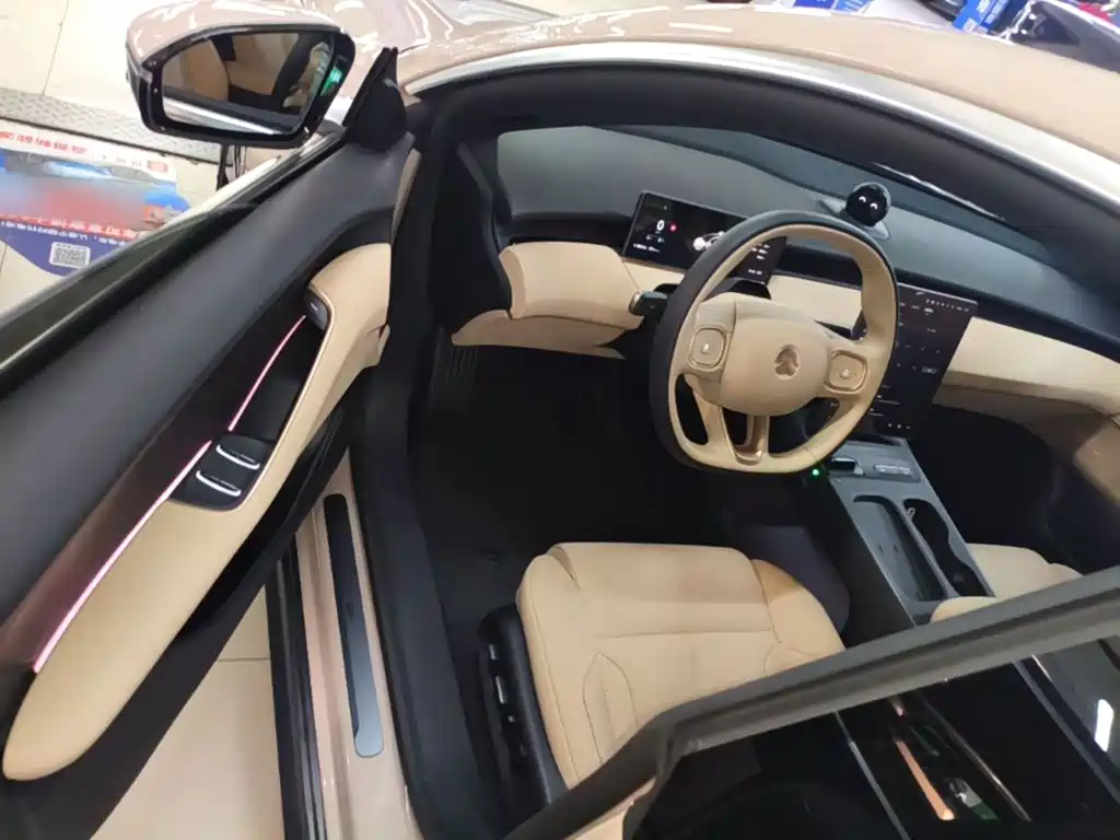 NIO ET5T — миниатюра 16
