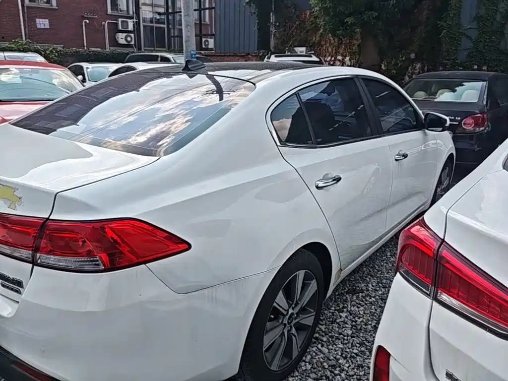Kia K4 — миниатюра 7
