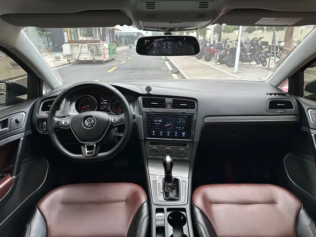 Volkswagen Golf — миниатюра 13