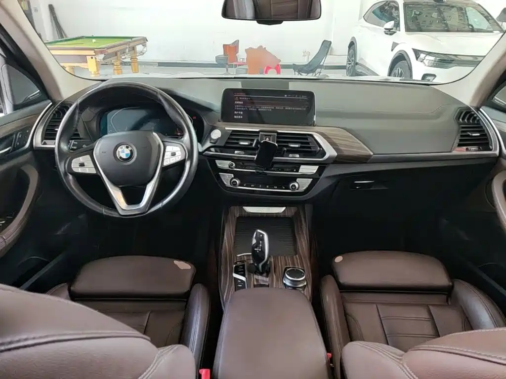 BMW X3 — миниатюра 10