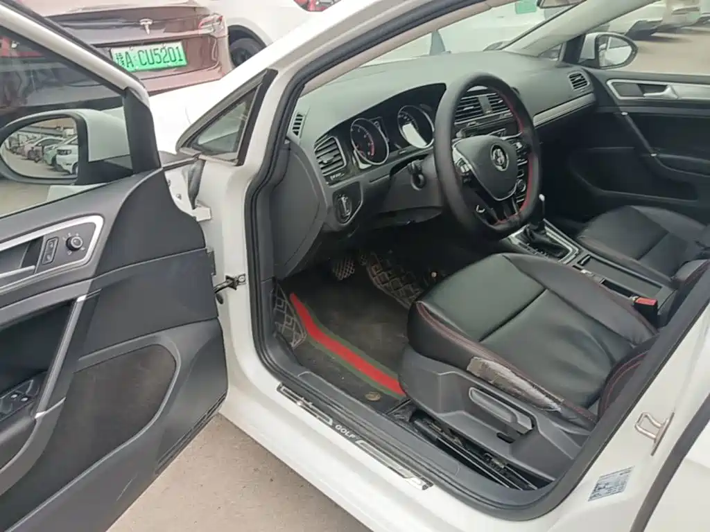 Volkswagen Golf — миниатюра 16