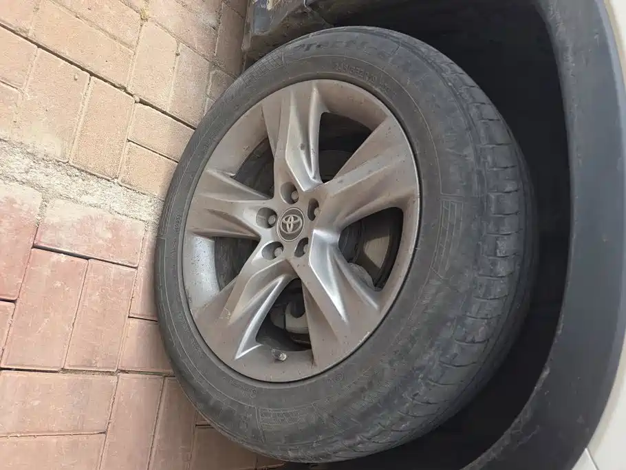 Toyota Highlander — миниатюра 6