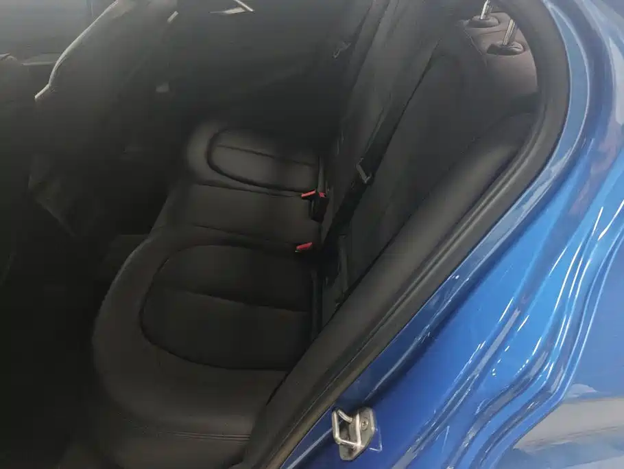 BMW 1 Series — миниатюра 11