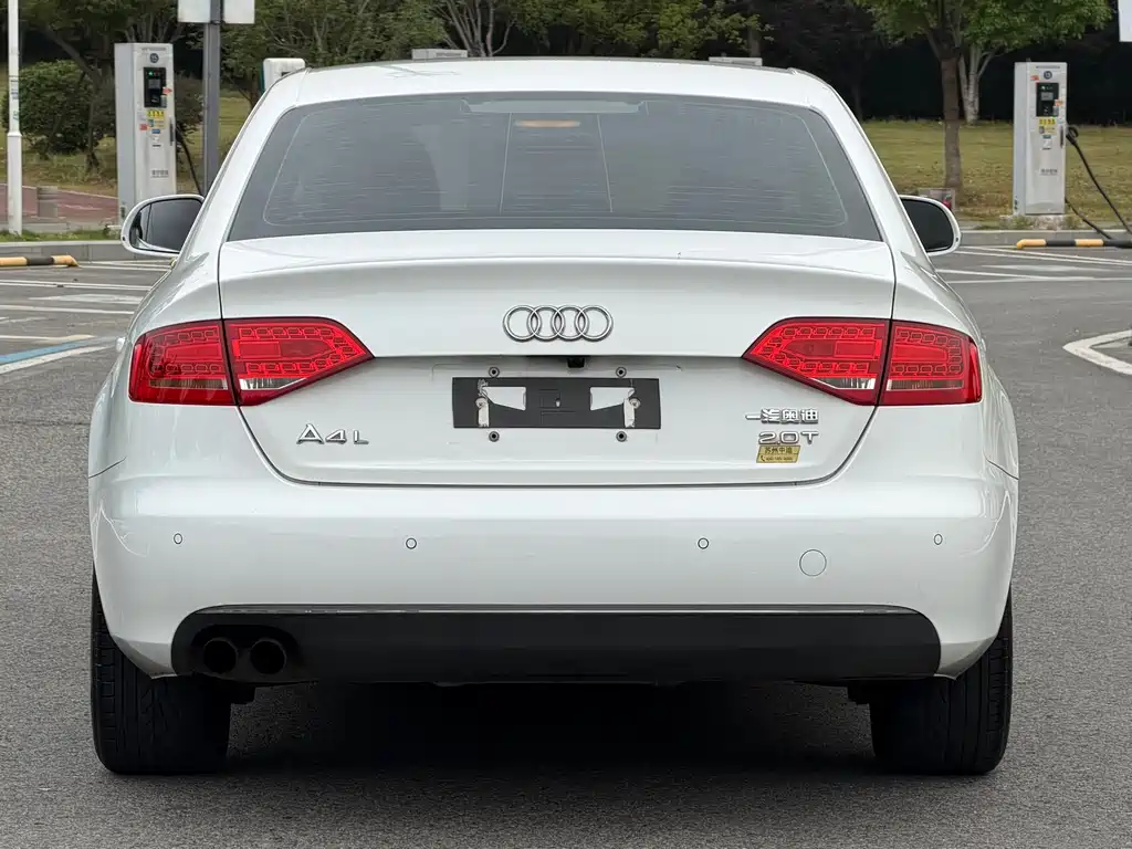 Audi A4L — миниатюра 4