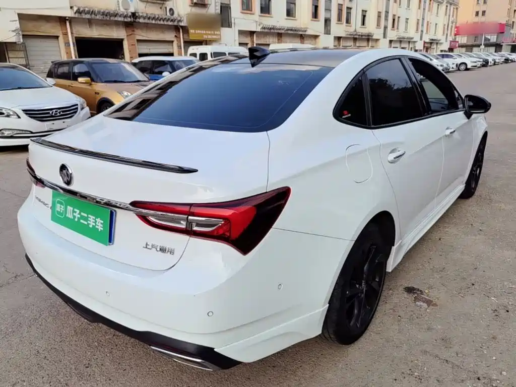 Buick Verano — миниатюра 7